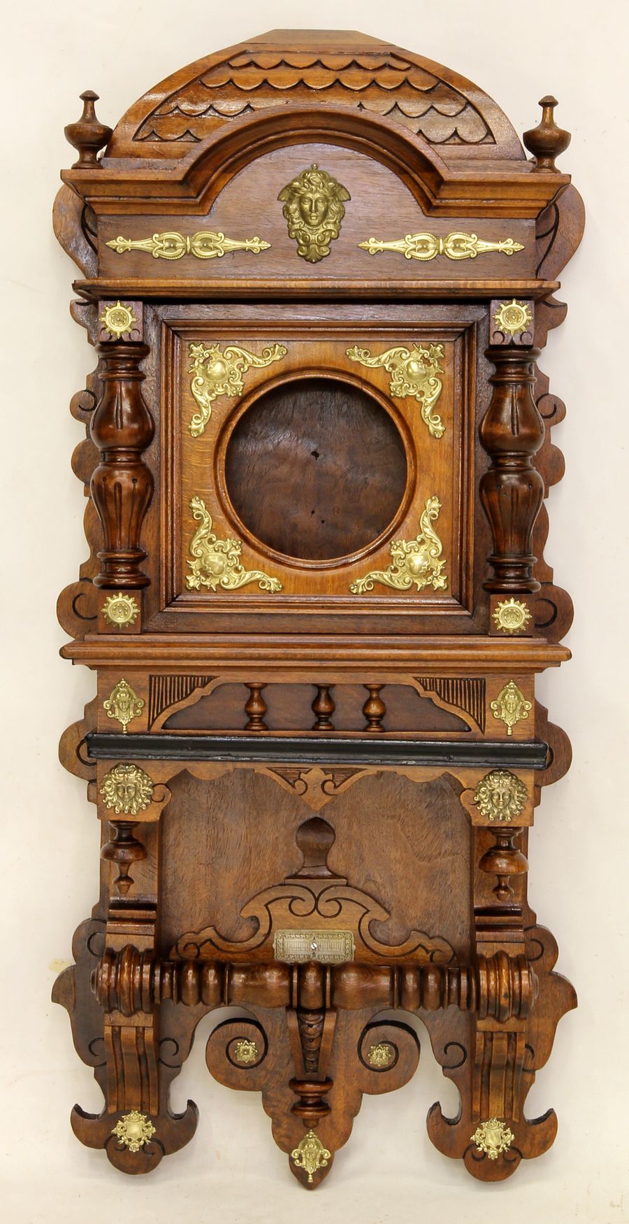 Buková hodinová skříň z 2. pol. 19. století 13